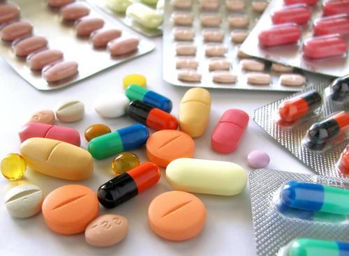Médicaments antibiotiques